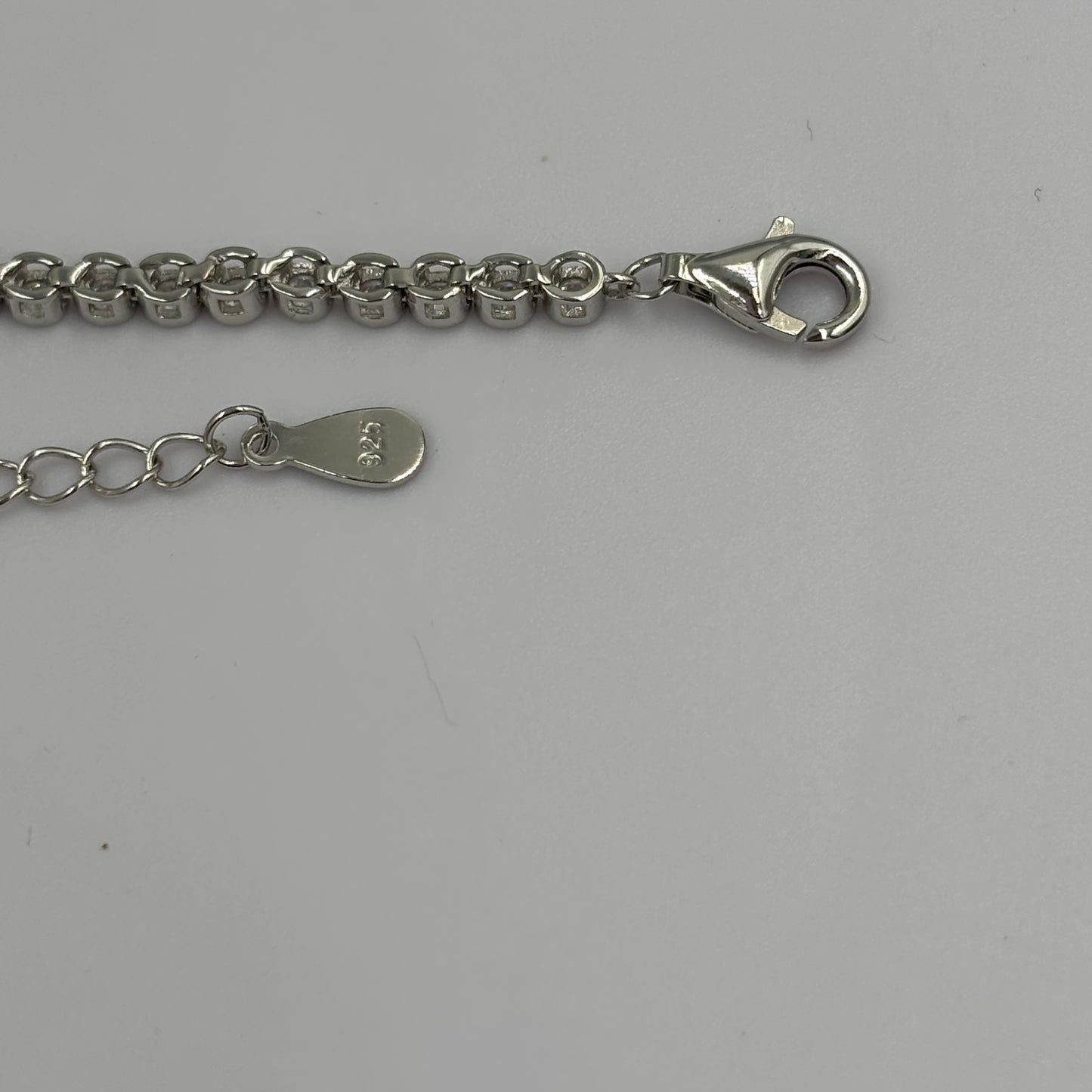Slim Diamond Line Bracelet