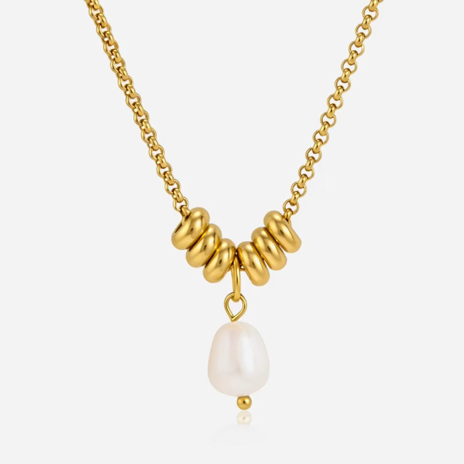 The Solene Pearl Drop Necklace