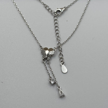 Flower charm necklace