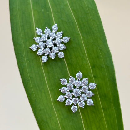 Flora diamond studs