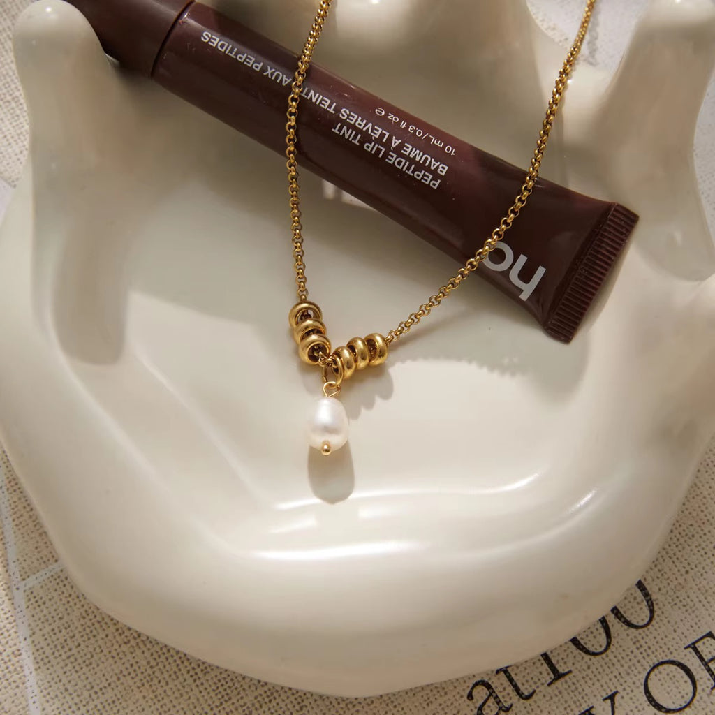 The Solene Pearl Drop Necklace