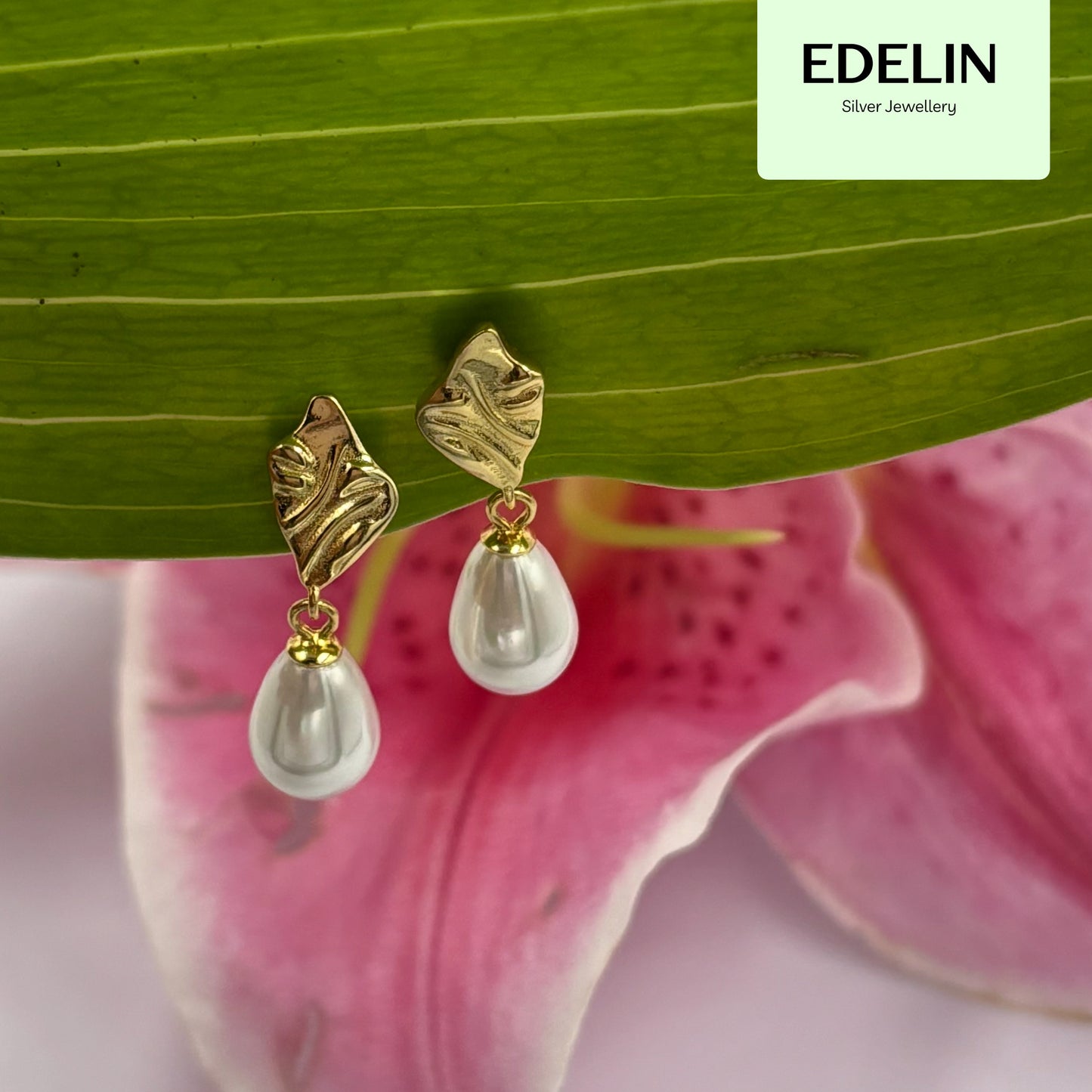 Aurora Pearl Drops earrings