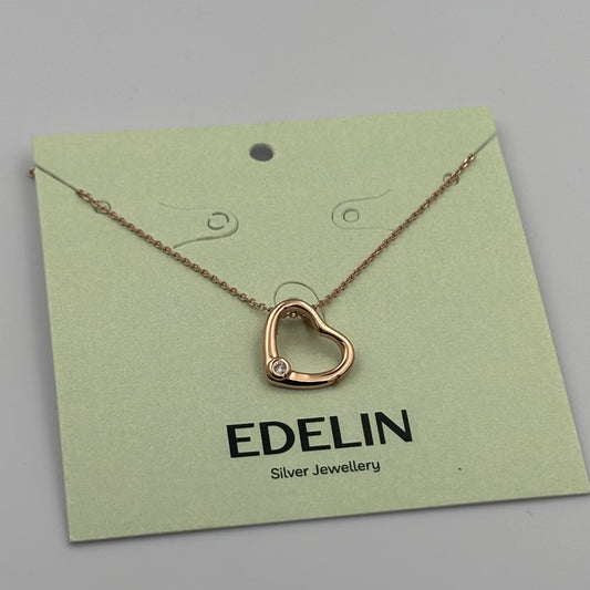 Delicate heart necklace