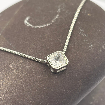 Square solitaire diamond necklace