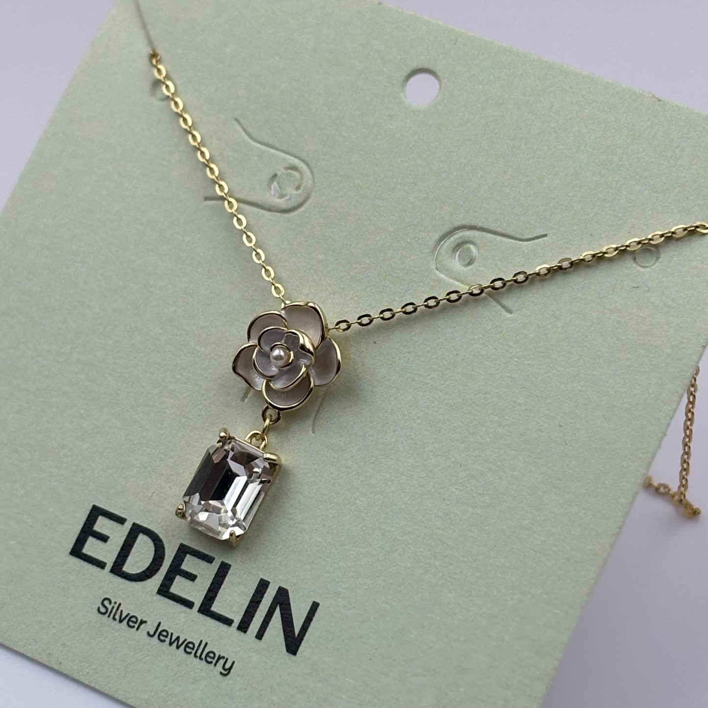 Rose necklace