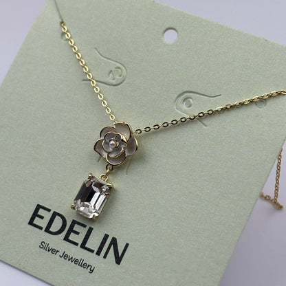 Rose necklace