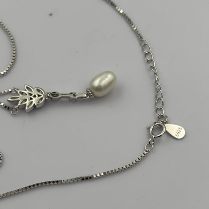 Freshwater pearl necklace set