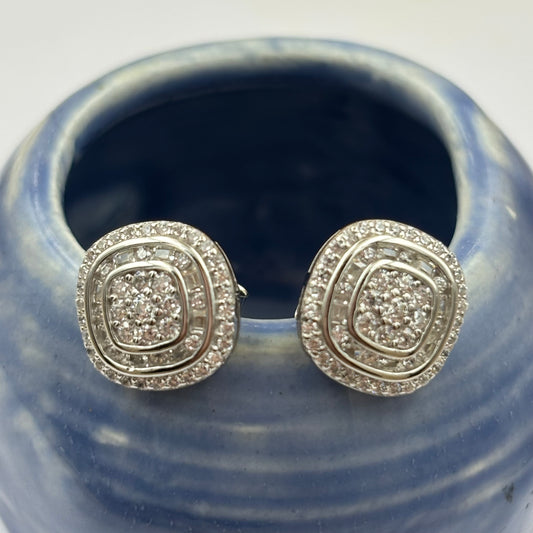 Studs silver