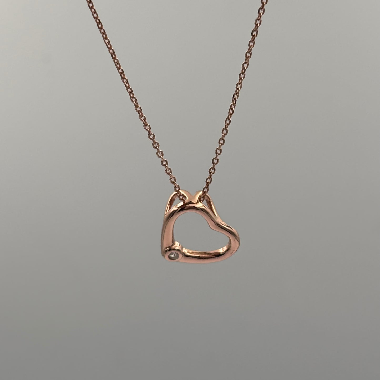 Delicate heart necklace