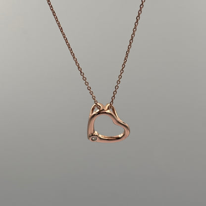 Delicate heart necklace