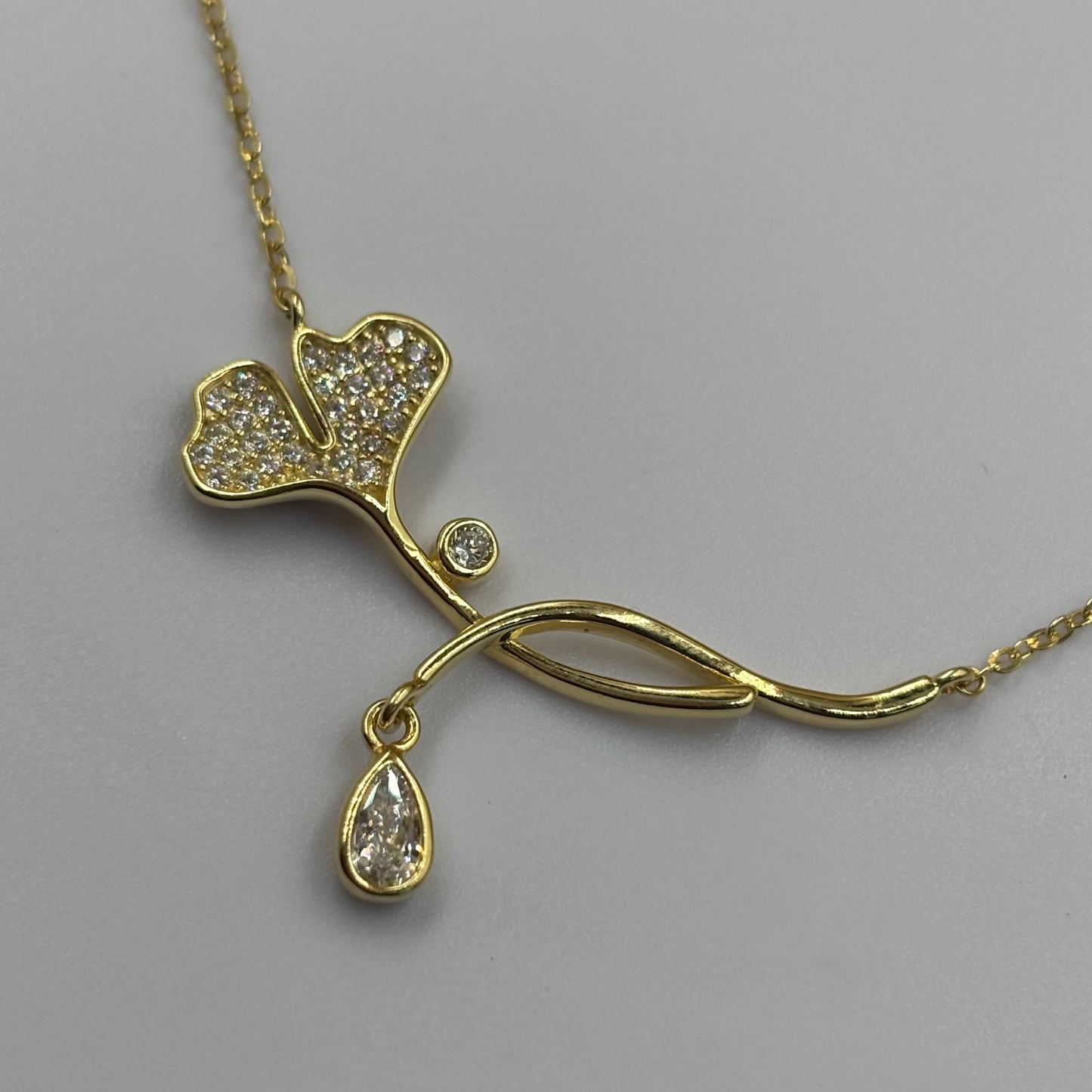 Flower necklace