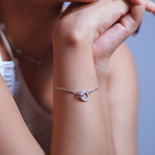 round lock minimal bracelet