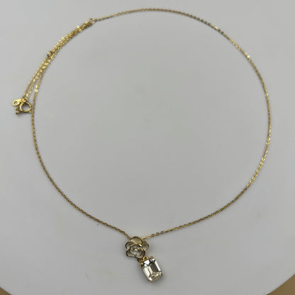 Rose necklace