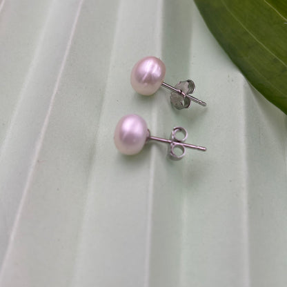Classic pearl drop earrings