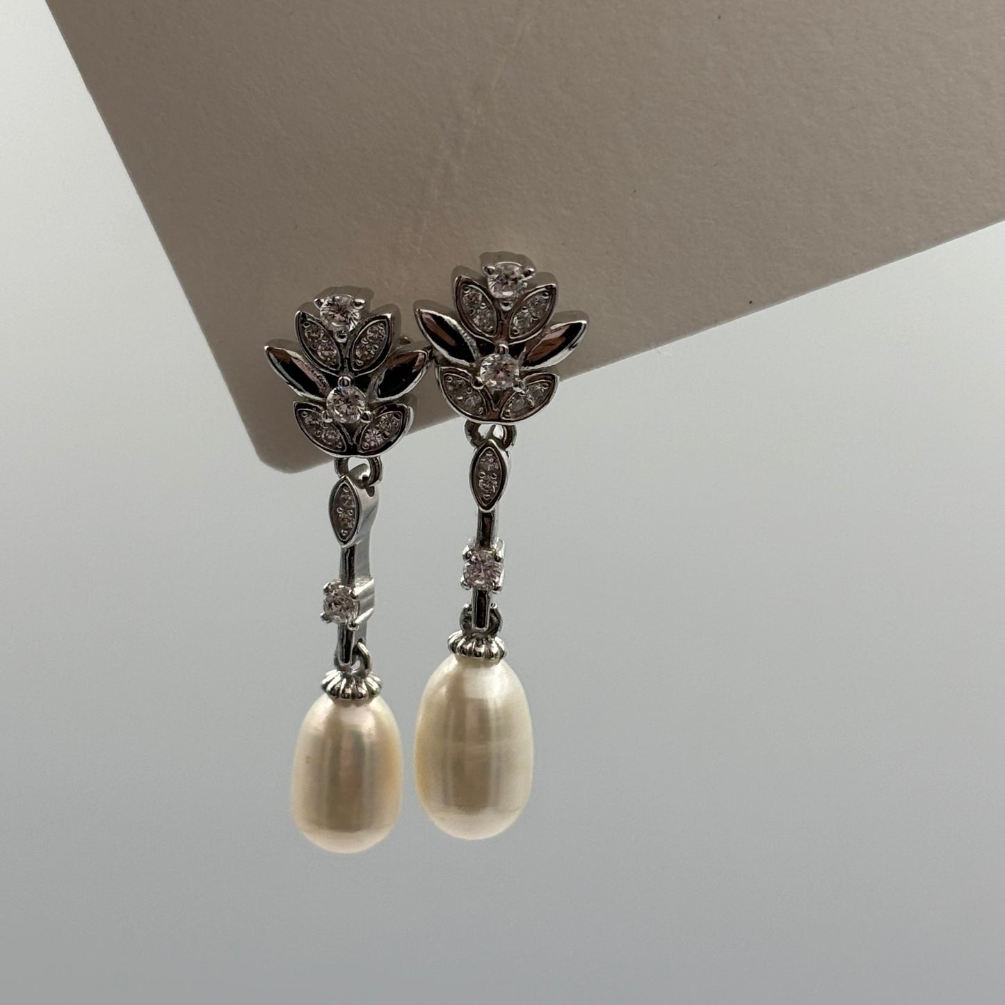 Freshwater pearl necklace set